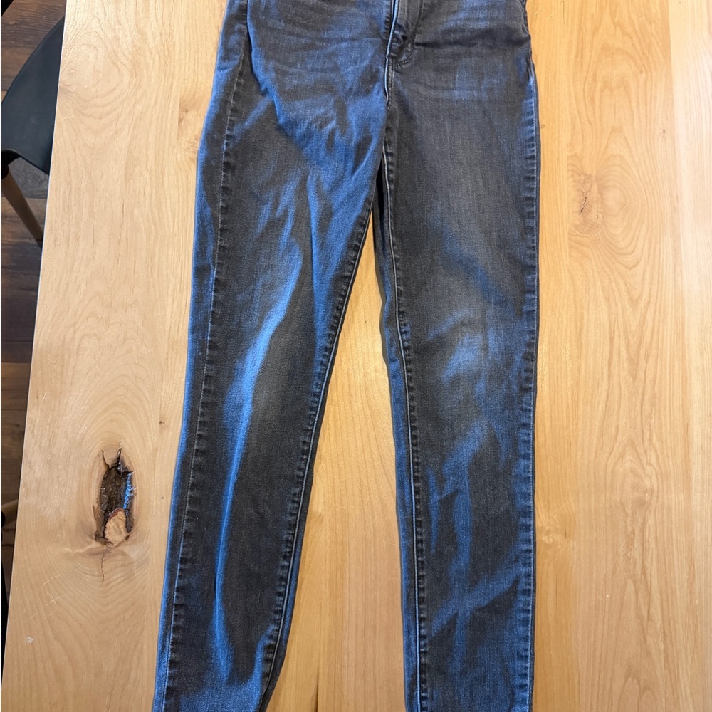 Levi Strauss 721 high rise skinny jeans